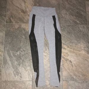 So Danca grey with mesh details leggings